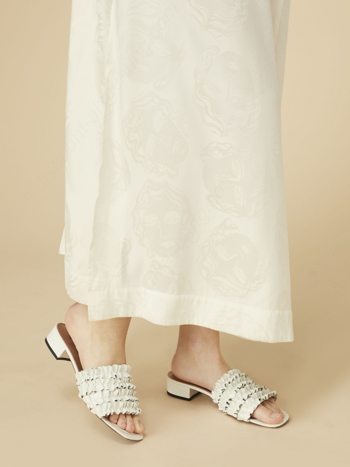 Alexachung White Ruffle Sandal - -1